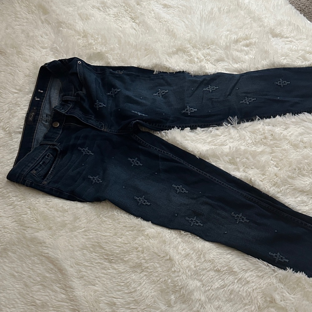 Level 99 Dark Blue Embroidered Ankle Jeans - Picture 4 of 9
